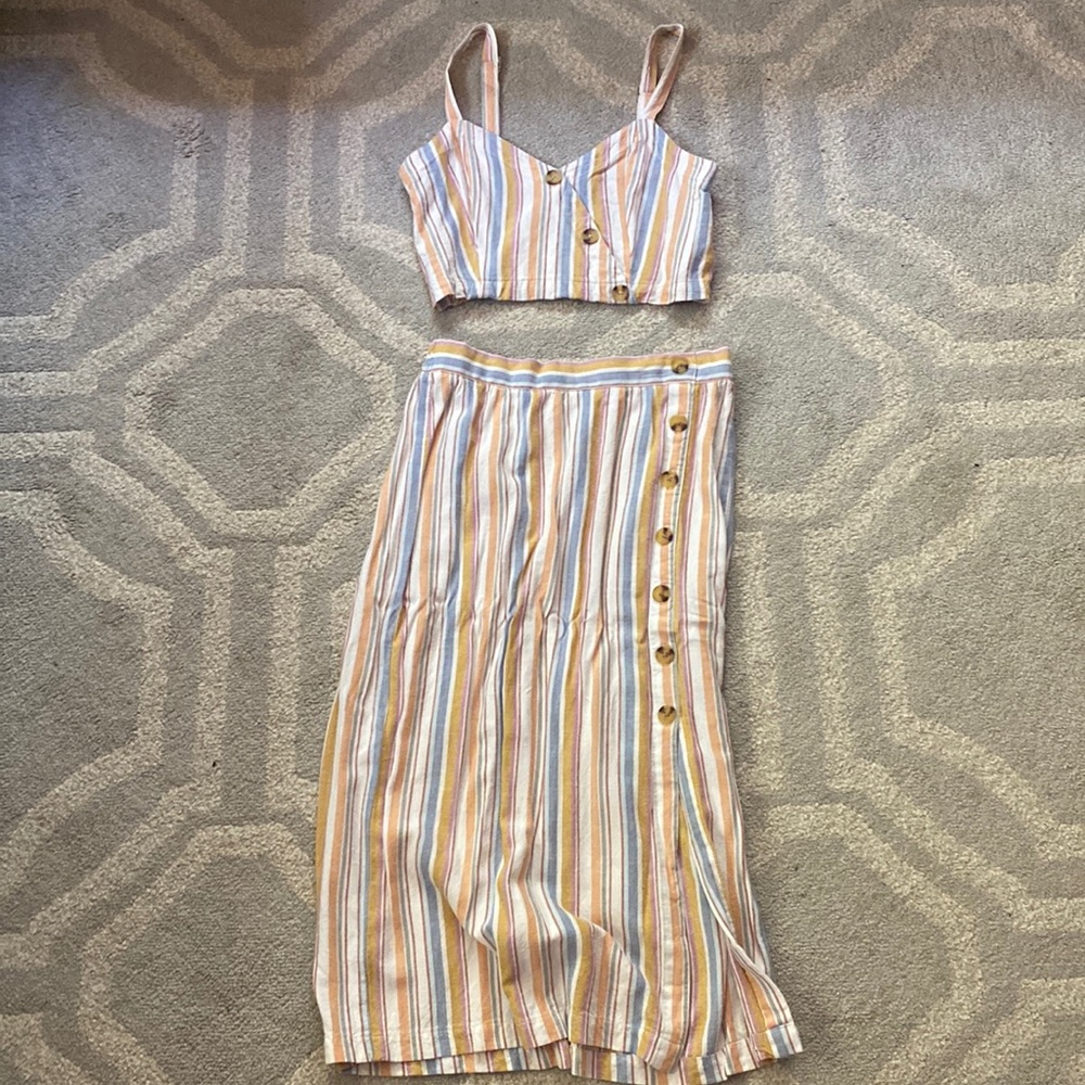 Aeropostale multicolor striped set